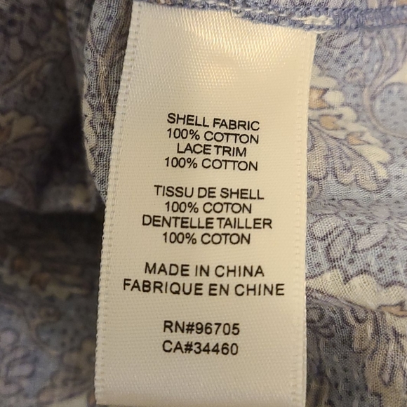 La Vie Woodblock Lily Lace Top - Picture 7 of 7